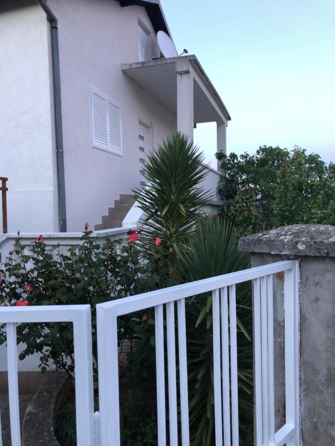 Apartment Raslina 외부 사진