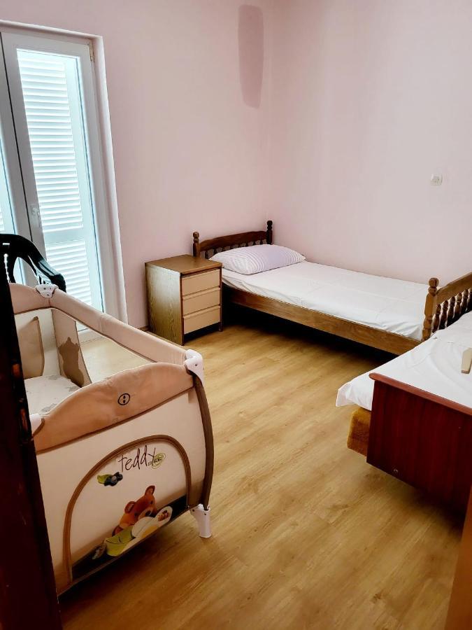 Apartment Raslina 외부 사진