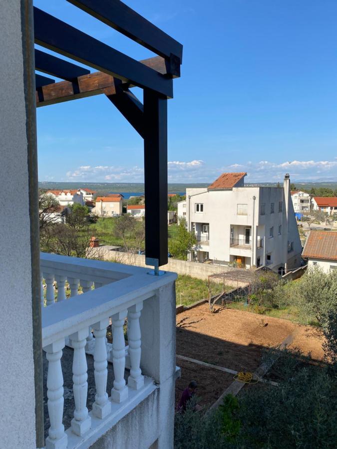 Apartment Raslina 외부 사진